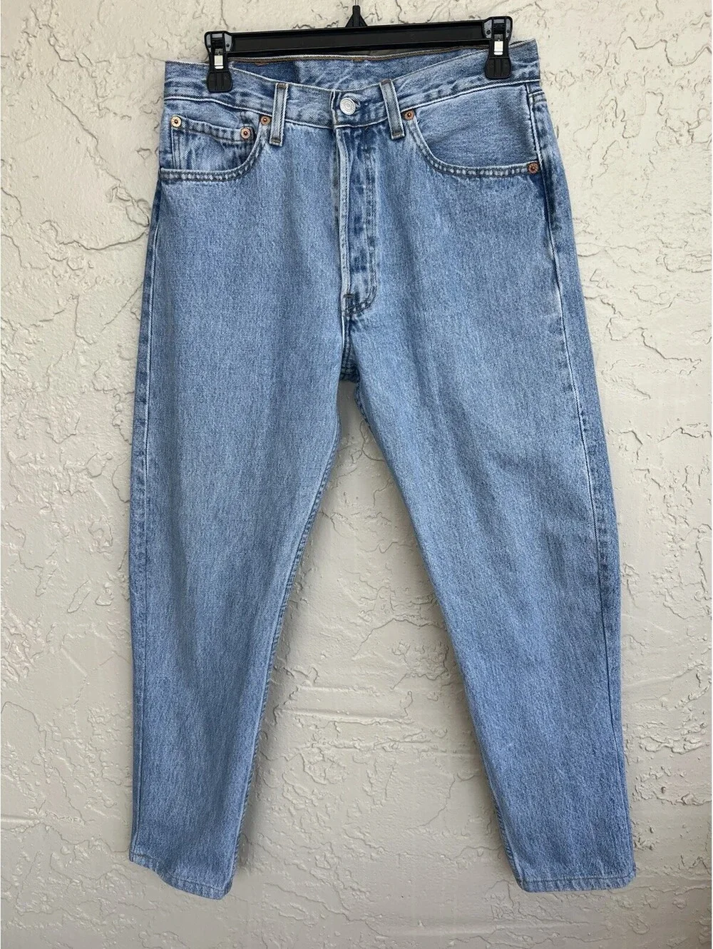 VTG Levi's 501 Jeans Women’s 31X28  (Fits 28x27) Light Wash Cropped 6501-0193